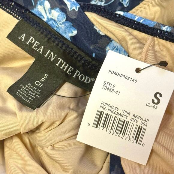 A Pea in the Pod Maternity Blue Floral Ruffle One-Piece Swimsuit Size Small - Picture 11 of 12